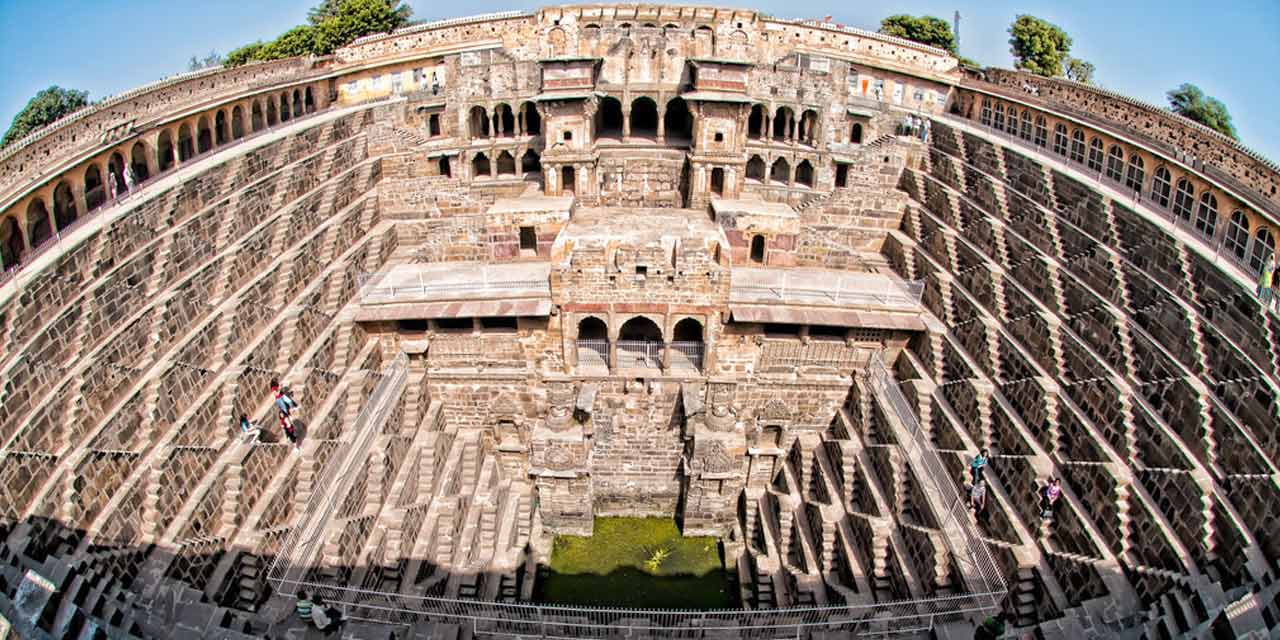 Chand Baori / Abhaneri Step Well Jaipur, India (Entry Fee, Timings, History, Built by, Images & Location)