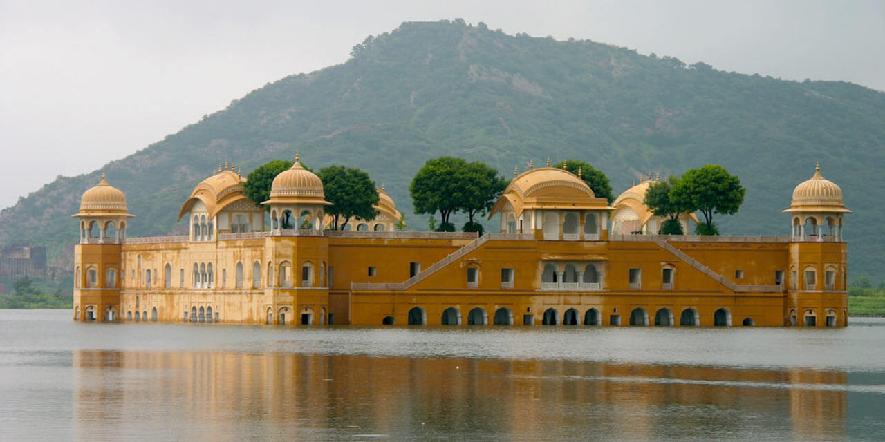 Jal Mahal Jaipur, India (Entry Fee, Timings, History, Built by, Images & Location)