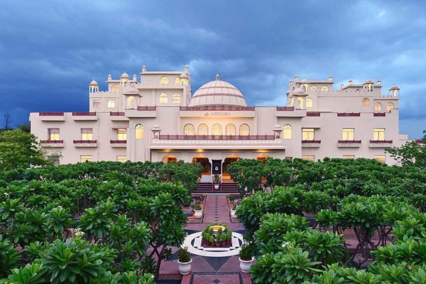 Le Meridien Resort